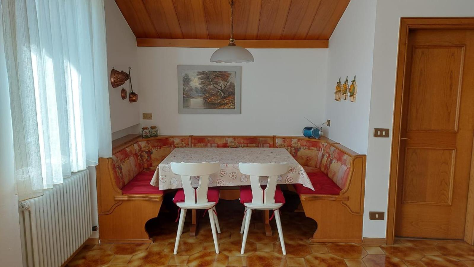 Casa Vacanze Paola Romeno Exterior foto